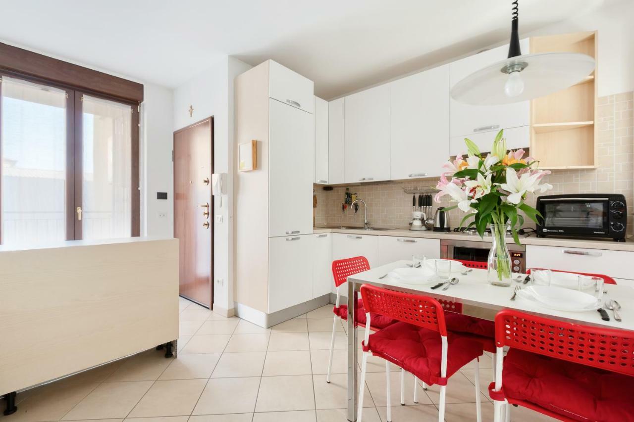 Corsica Huge Terrace Flats Leilighet Milano Eksteriør bilde